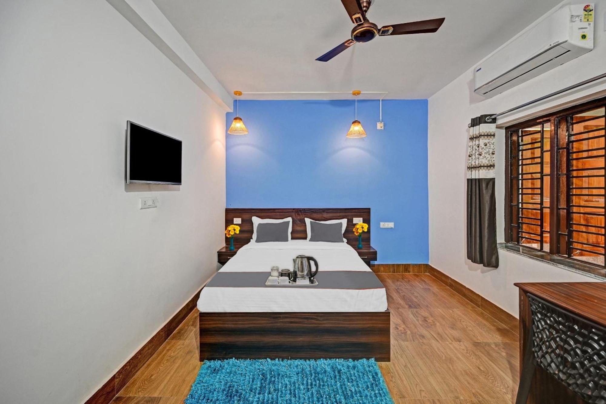 Hotel Capital O Madison Blue à Bhubaneswar Extérieur photo